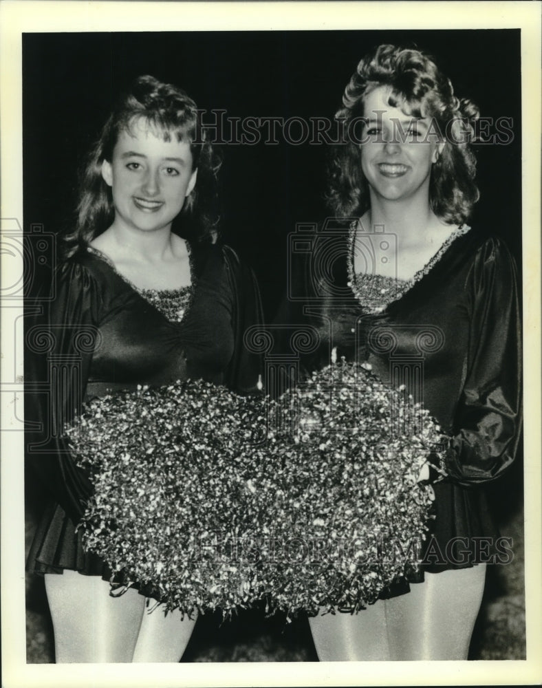 1988 Press Photo Salmen High Spartanettes will perform for Bermuda government - Historic Images