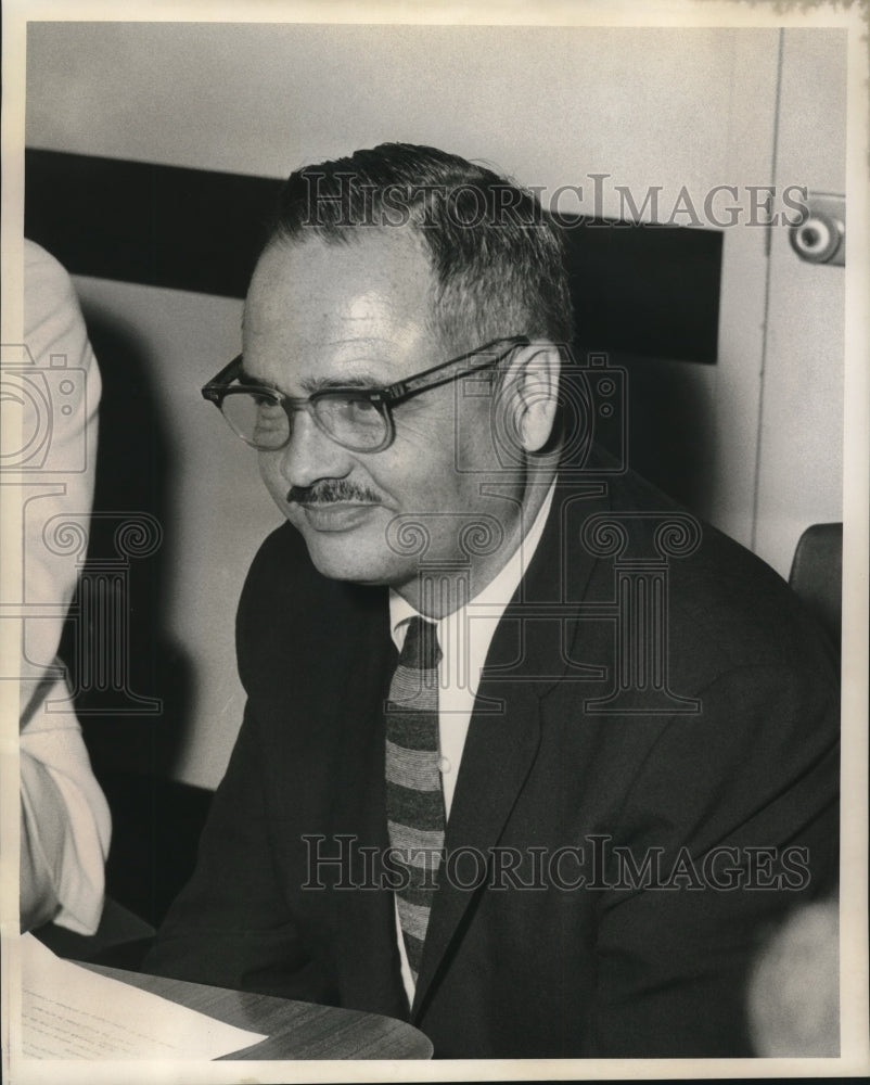 1964 Press Photo Mr. Merritt Gilman at Schiro&#39;s Office. - nob26232 - Historic Images