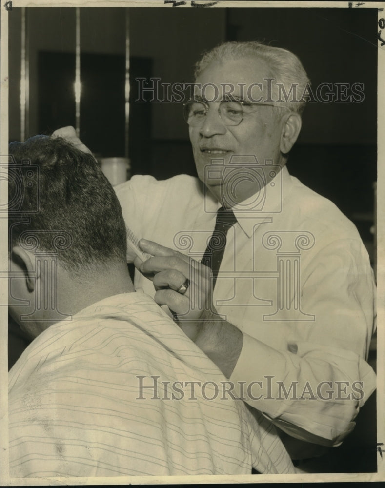 1961 Press Photo Barber Anthony Giacomazzo said the profession has changed. - Historic Images