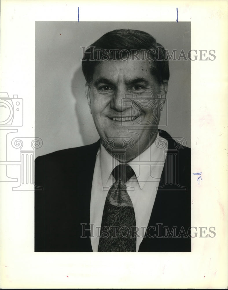1990 Press Photo Nick Giambelluca, Jefferson Parish School Board. - Historic Images