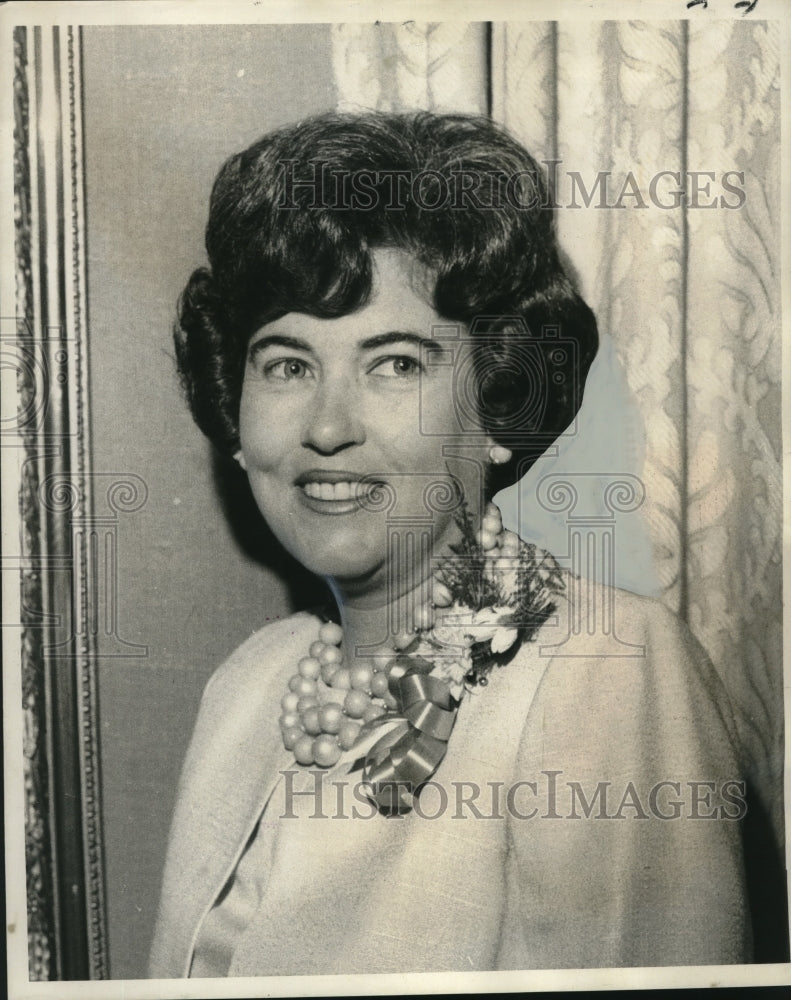 1969 Press Photo Mrs. R.E. Gourgues, president of Cosmopolitan Women&#39;s Club-Historic Images