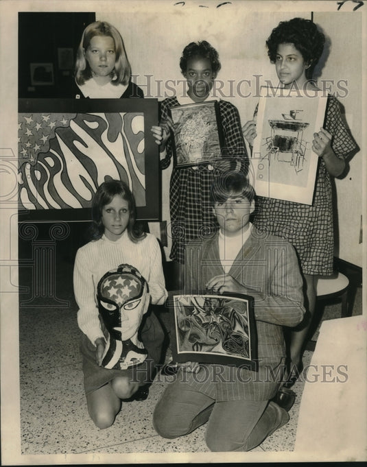 1968 Times Picayune Dixie Roto Magazine art contest - Historic Images