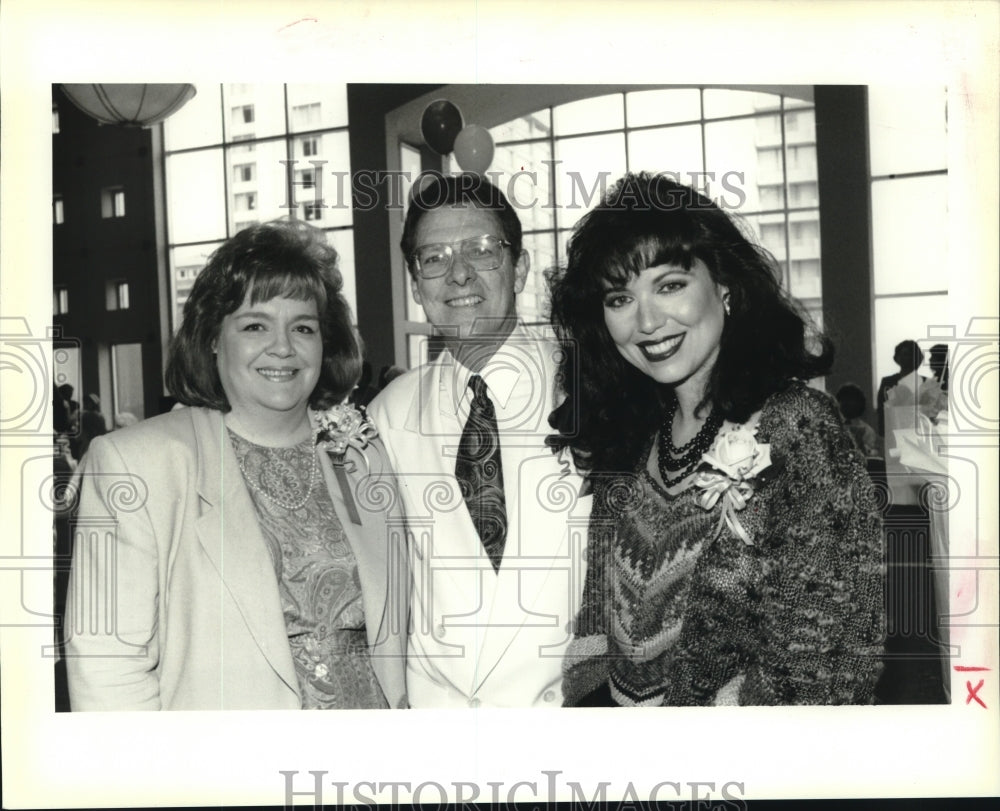 1994 Press Photo Mary Ann Taffaro, Joseph Giacobbe, Meg Farris of Delta Ballet - Historic Images