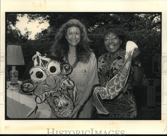 1990 Press Photo Alison Scott Griffin & Gloria Battiste- Japanese Garden Society - Historic Images