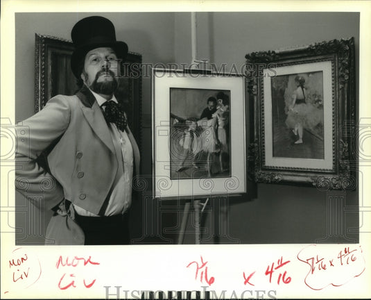 1989 Press Photo Artist Bob Graham with his work at New Orleans Museum of Art - Historic Images