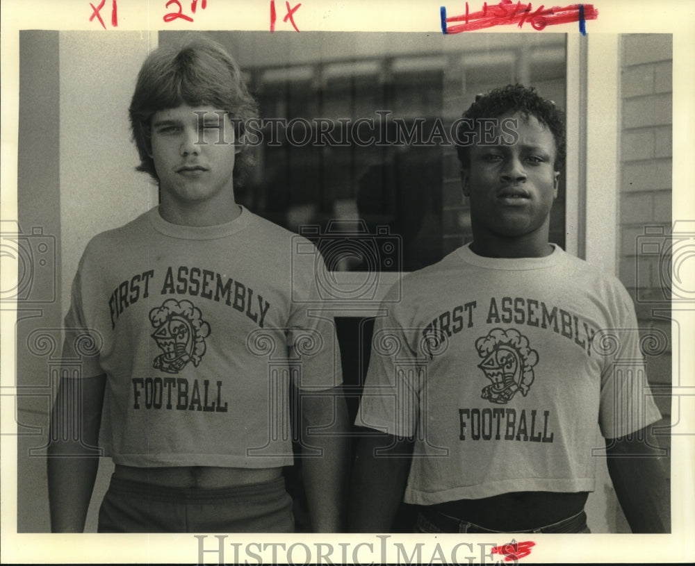 1995 Press Photo First Assembly Football team members - Historic Images