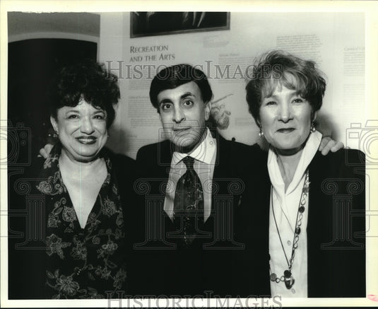1994 Press Photo New Orleans Women & Children event attendees - Historic Images