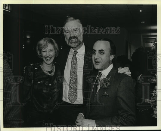 1988 Press Photo Beverly & Dominic Gianna with Walter Burnett-New Orleans party - Historic Images
