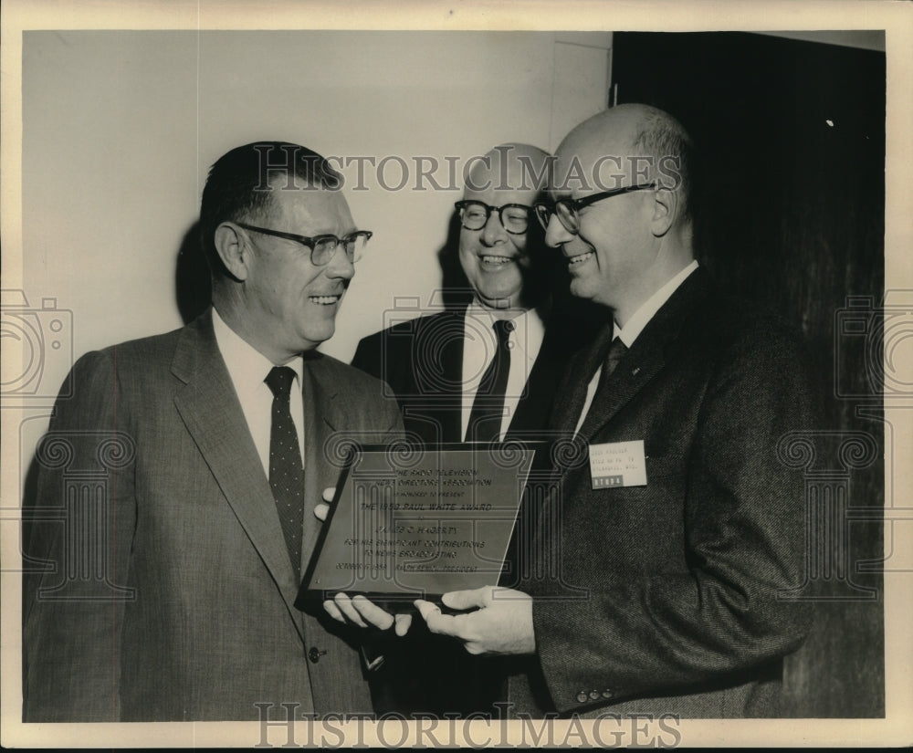 1959 Press Photo Counselling session Radio-Television New Directors Association - Historic Images