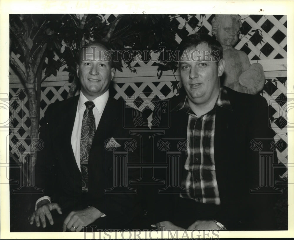 1991 Press Photo Bob Hafner &amp; David Bordelon attending a party - Historic Images