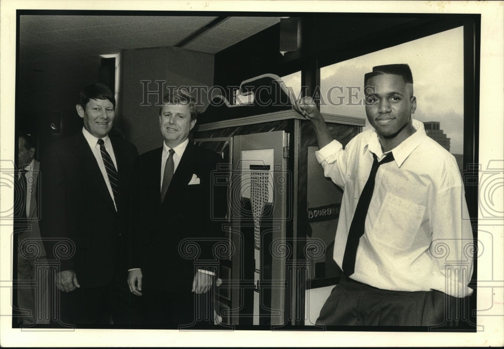 1990 Press Photo John F. Greene, Richard A. Bachman, Bryan McMillian-Ya/Ya Event - Historic Images