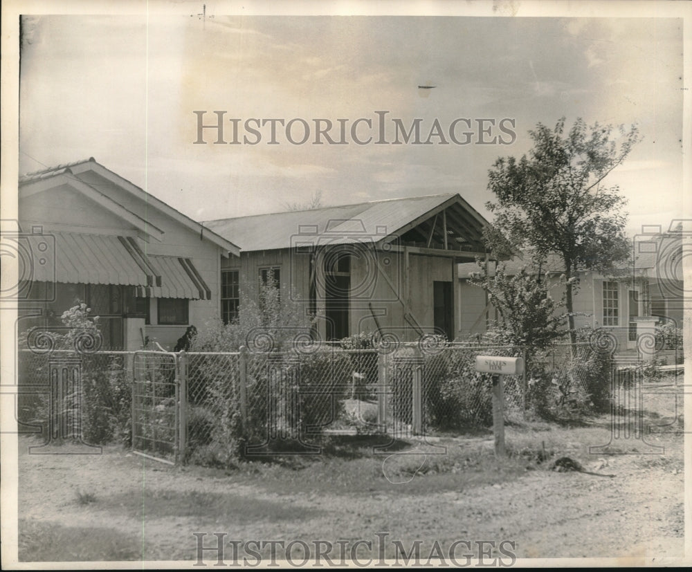 1962 Press Photo View of Greenlawn Terrace school structure under scrutiny - Historic Images