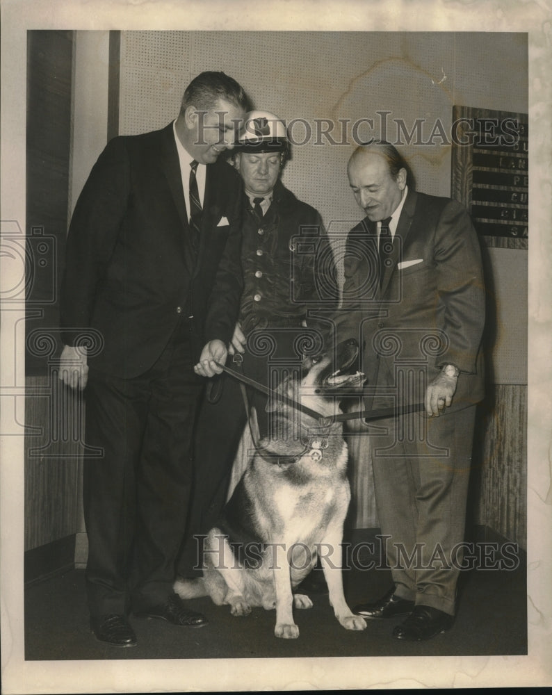 1968 Press Photo Supt. Joseph I. Giarrusso during Police Awards at City Hall - Historic Images