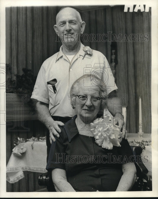 1973 Press Photo Mr. & Mrs. William A. Haggerty celebrating wedding anniversary- Historic Images