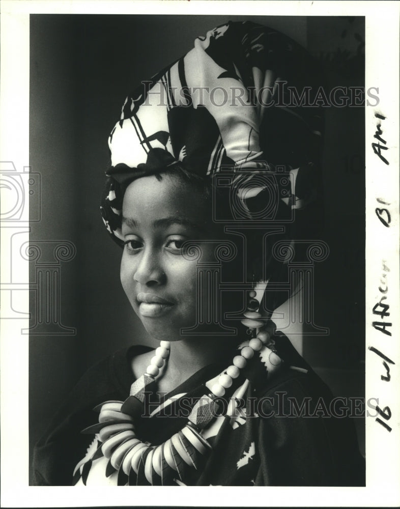 1987 Press Photo Cultural Activities Week at Haynes Boulevard Elementary School - Historic Images