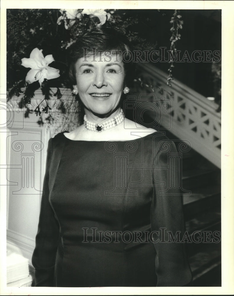 1994 Press Photo Deirdre Hayden attending the Odyssey Ball - Historic Images