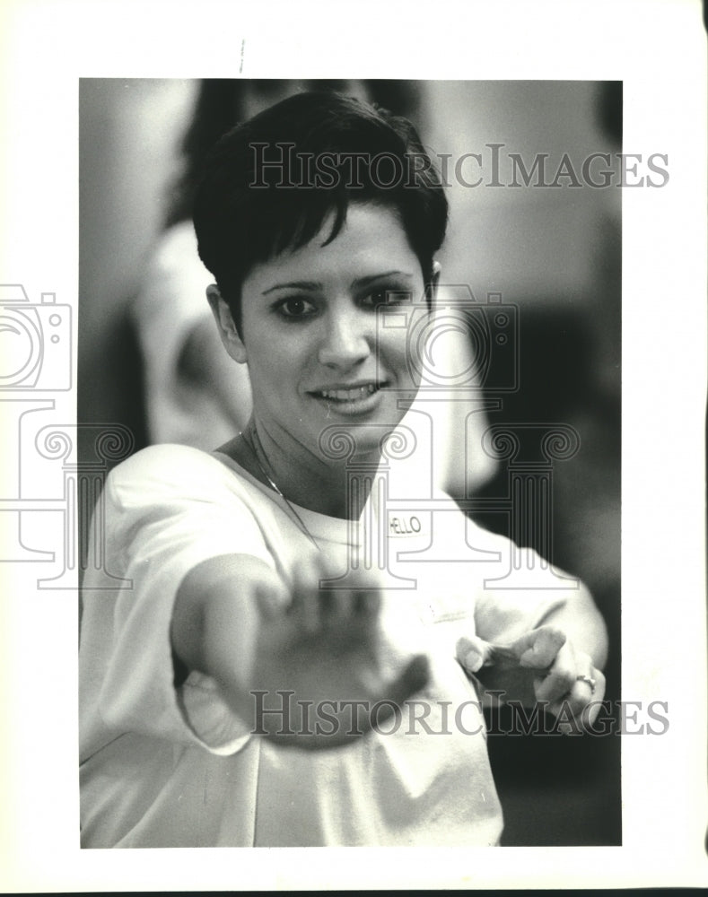 1992 Press Photo Sherry Noonam goes through exercise using heel of the palm - Historic Images