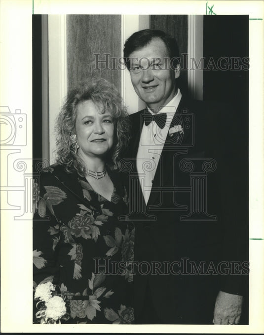 1989 Press Photo Methodist Hospital Steppin' Out Ball - Mary and Tommy Giraud - Historic Images