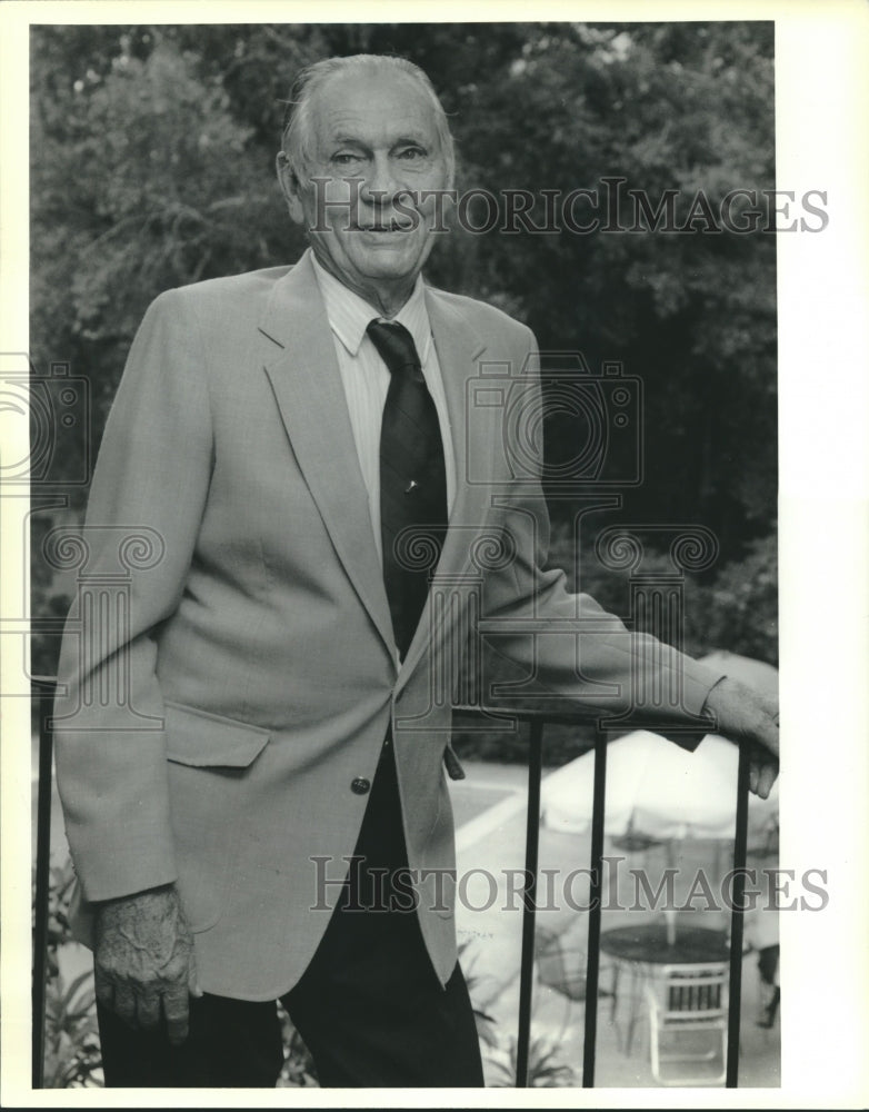 1991 Press Photo Fred Gill attends an event - nob27673 - Historic Images