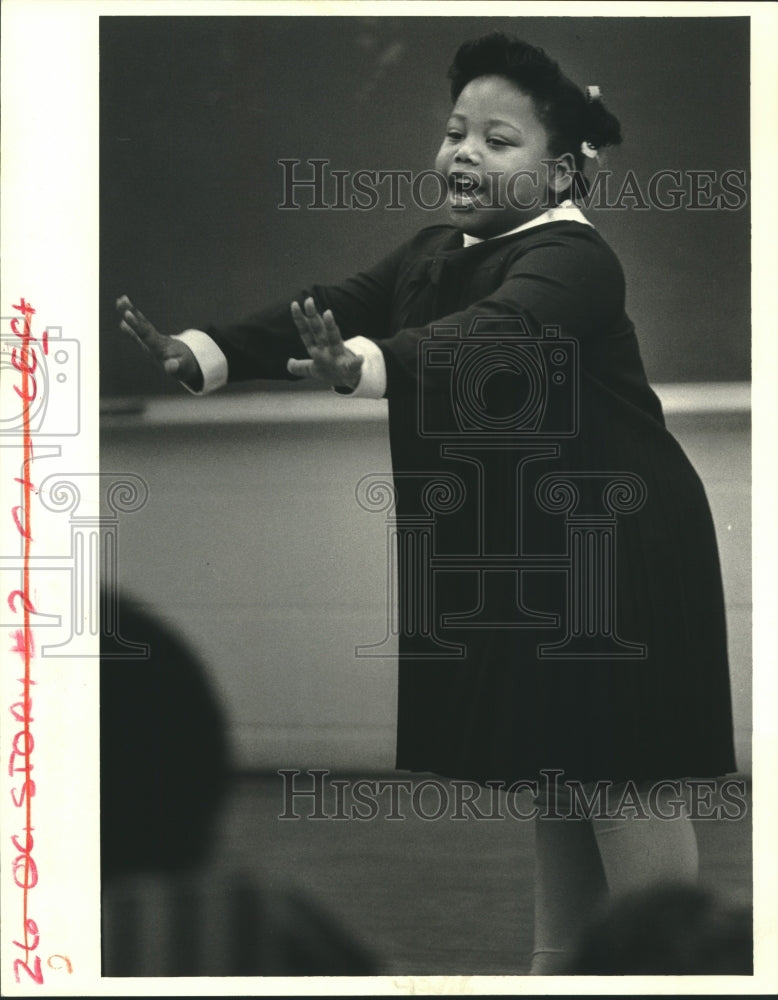 1987 Press Photo Carmalita Speed, a Kindergartner at William H. Guste School - Historic Images