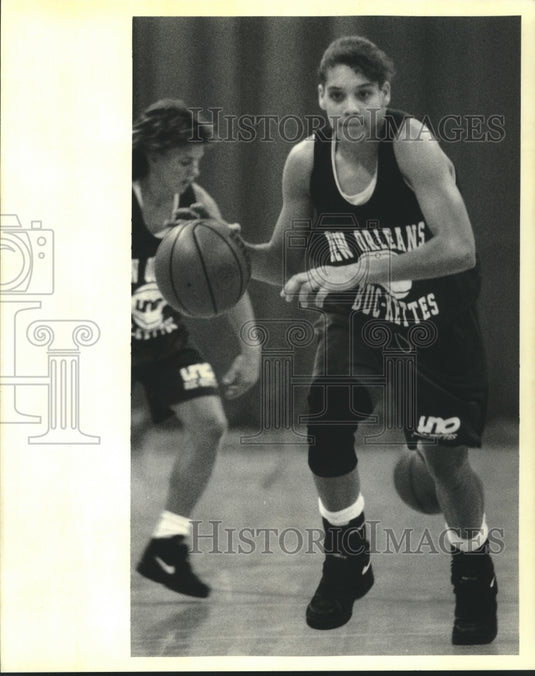 1994 Press Photo Kayone Hankins, UNO Buckettes, leads the country in rebounding. - Historic Images