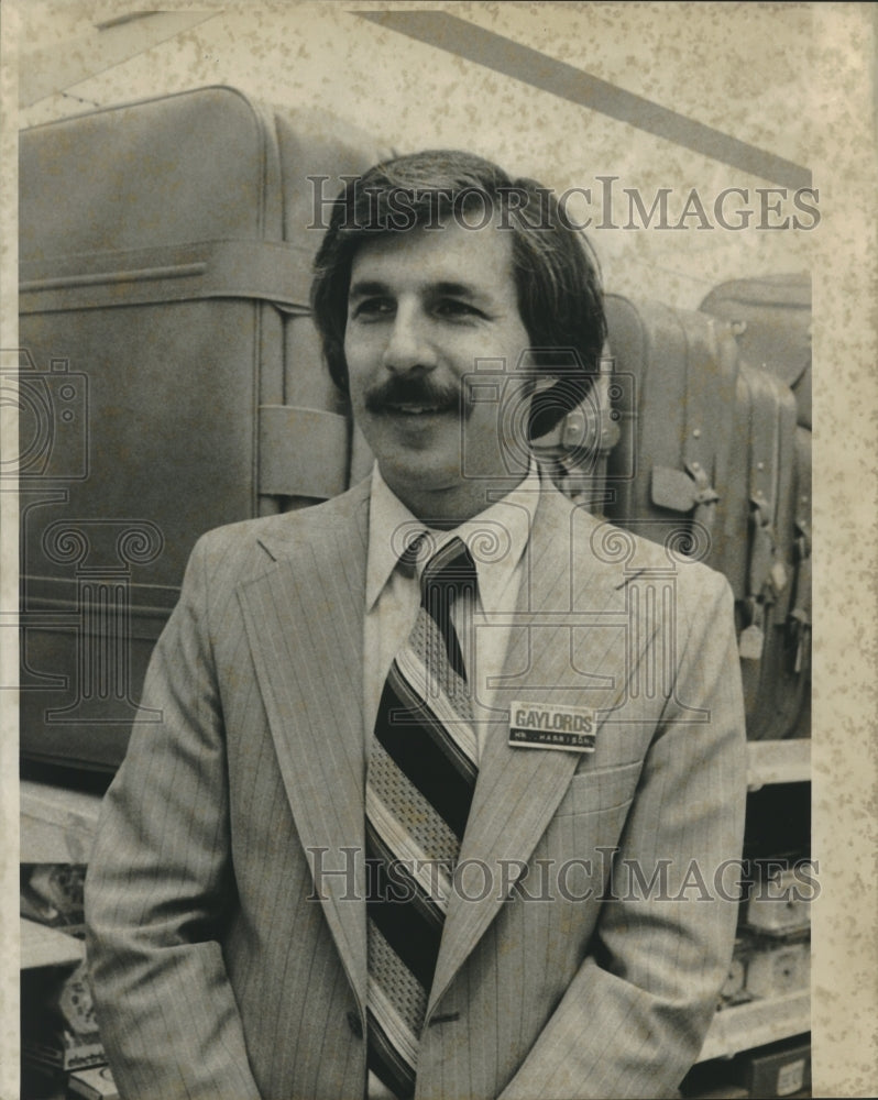 1978 Press Photo George H. Harrison, Manager of Gaylords store. - nob27940 - Historic Images