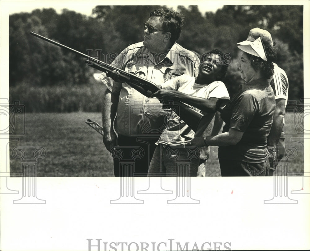 1985 Press Photo Hahnville Junior student Chantell Bryant during Hunter Class - Historic Images