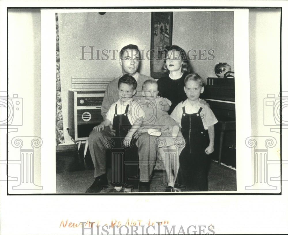 1988 Press Photo Haig with wife and children Brian, Barbara and Alex in Germany - Historic Images