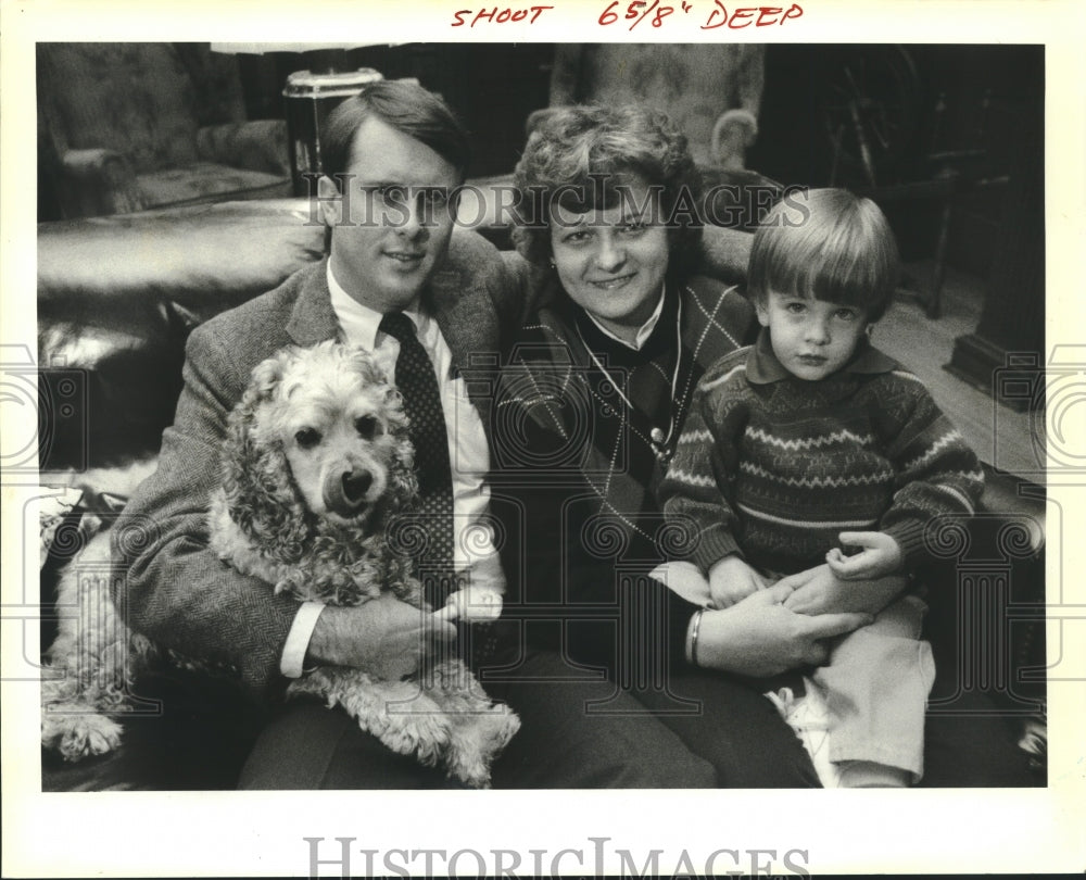 1989 Press Photo Daniel Hayes, Patricia Boyer &amp; son Cole in their 7th St. home - Historic Images