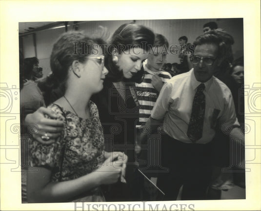 1992 Press Photo Miss Louisiana 1992 Elizabeth Haynes at J.B. Martin School - Historic Images