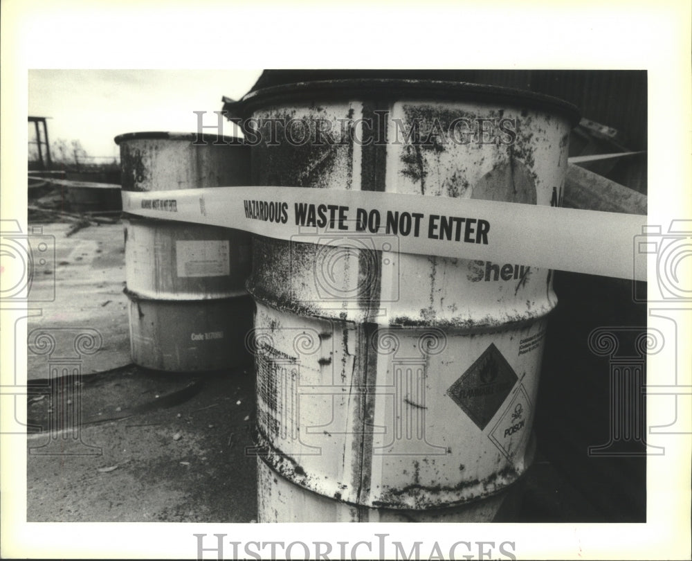 1991 Press Photo Hazardous waste found at site outside of Abita, Louisiana - Historic Images