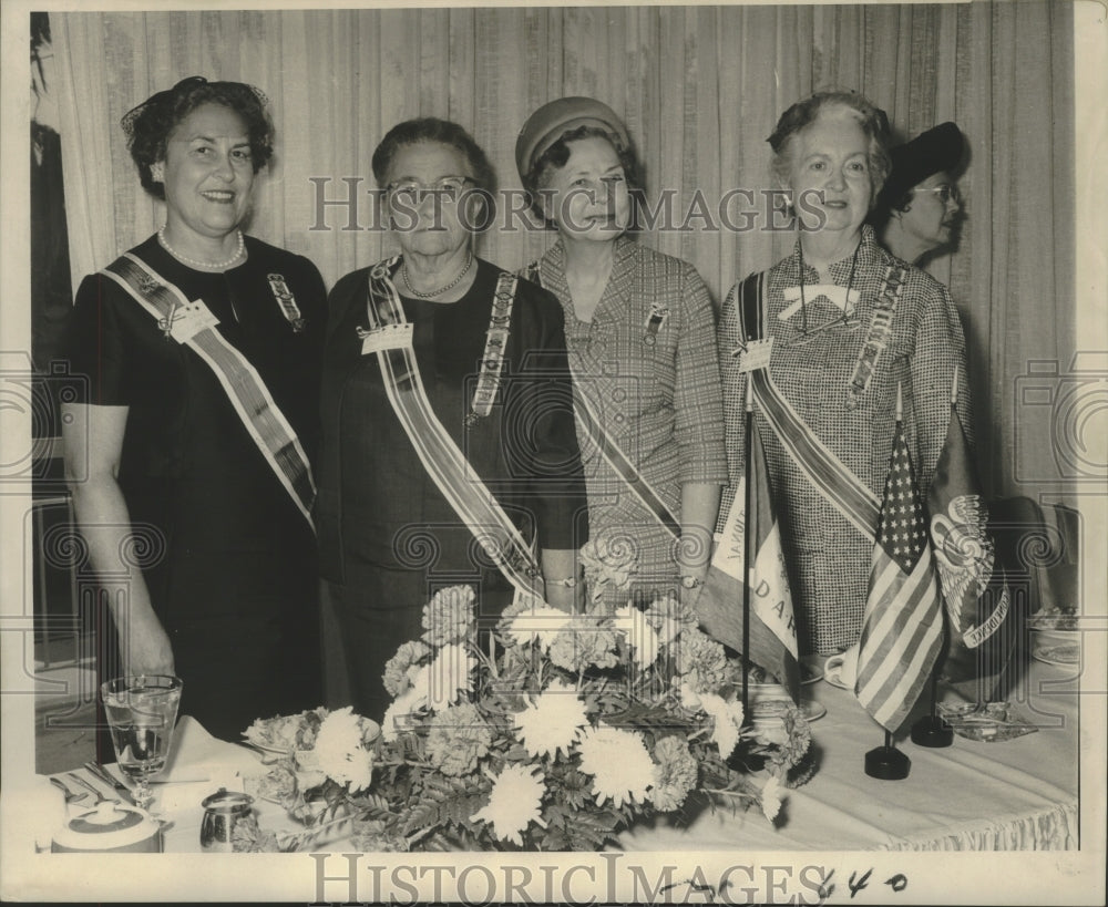 1968 Press Photo Members of Daughters of the American Revolution meet in Algiers - Historic Images