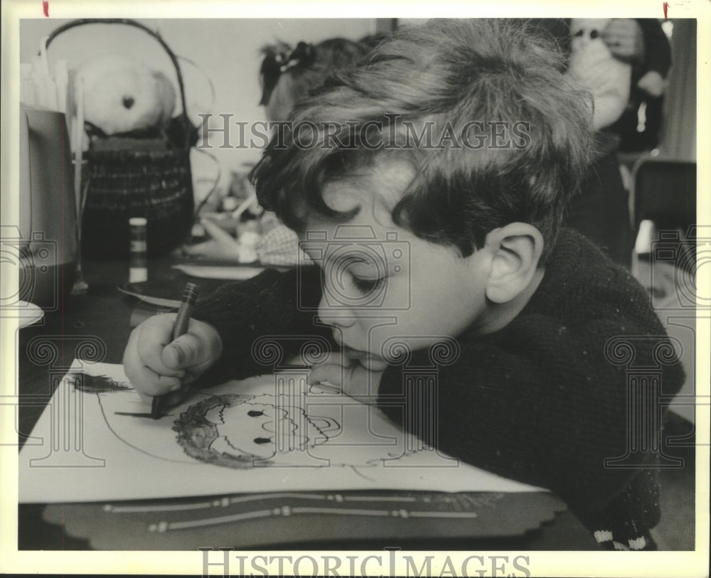 1989 Press Photo Michael Haas in St. Tammany Hospital - Historic Images