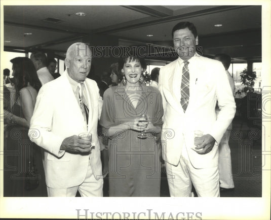 1993 Press Photo Cal and Nancy Haddeen and Oscar Gwin at the debutante party. - Historic Images