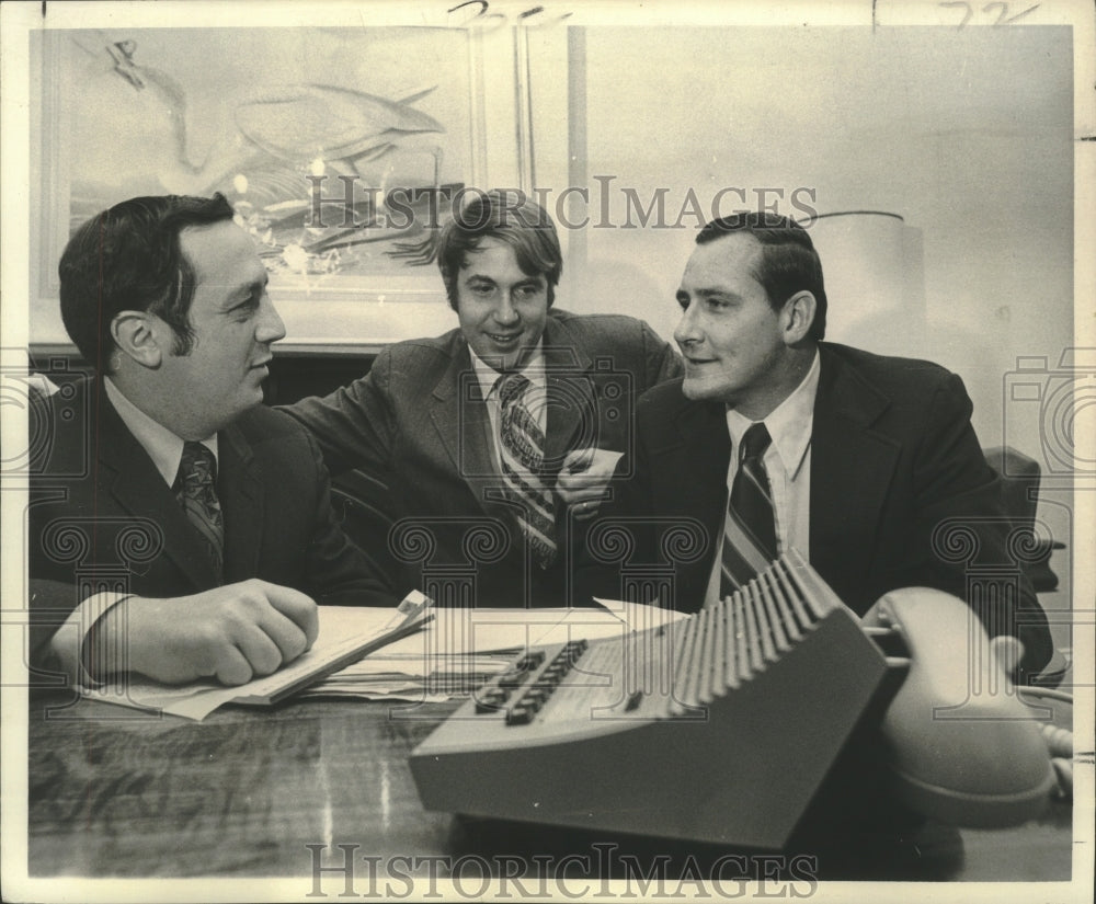 1973 Press Photo John J. Hainkel, Geoffrey Longenecker and William Renaudin - Historic Images