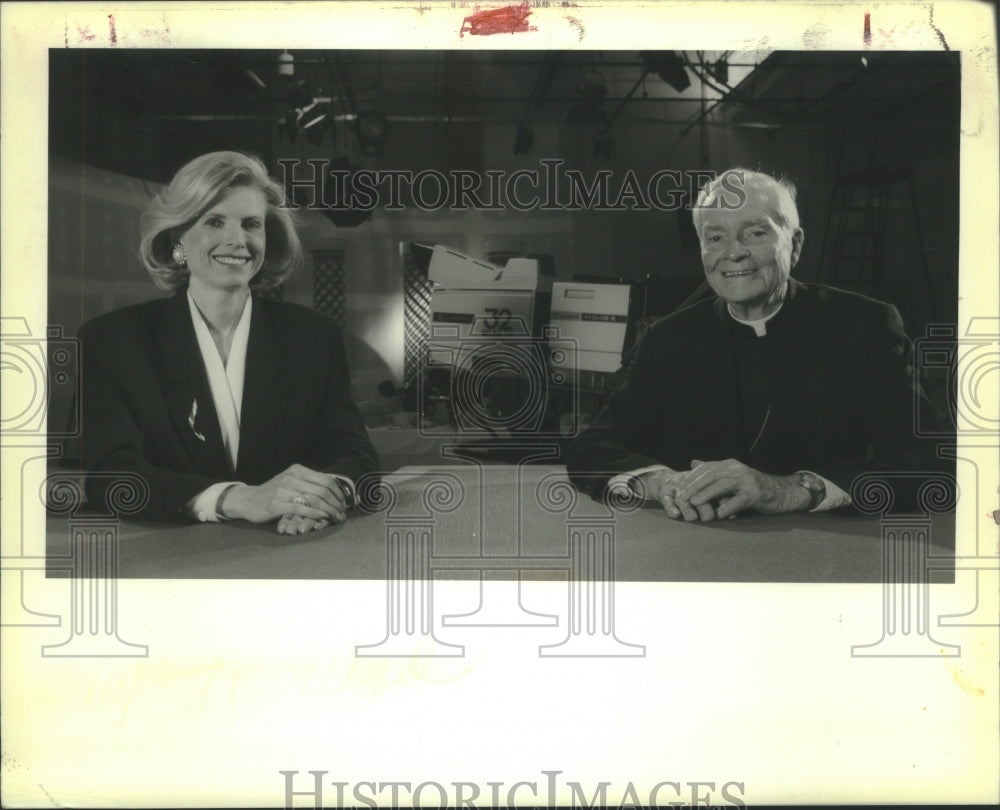 1990 Press Photo Archbishop Philip Hannon with Mary Lou McCall on TV Show - Historic Images