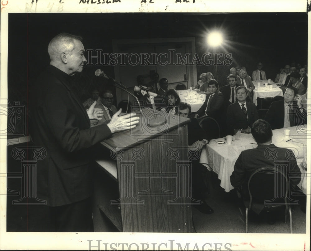 1987 Press Photo Archbishop Philip Hannan during Papal Fund-raiser, Quality Inn - Historic Images