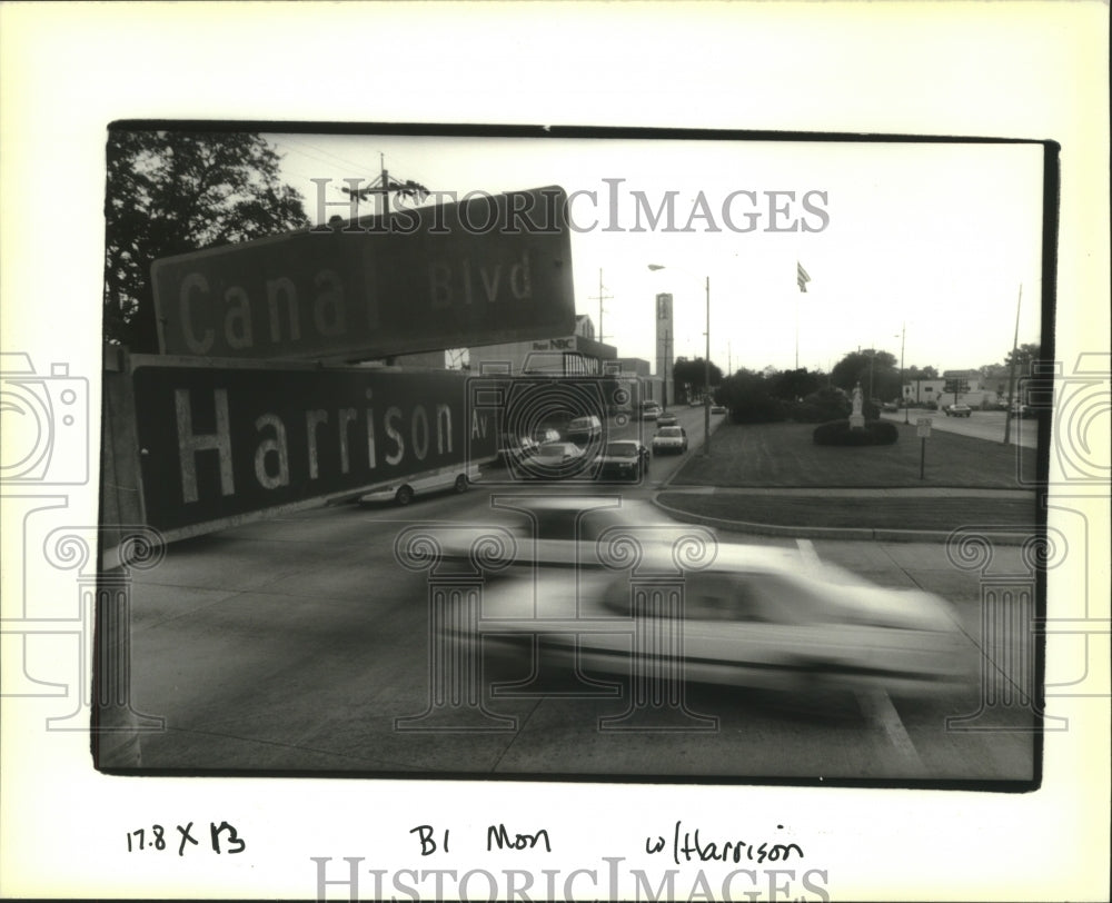 1992 Press Photo View of Harrison Avenue from Canal Street - nob28622 - Historic Images