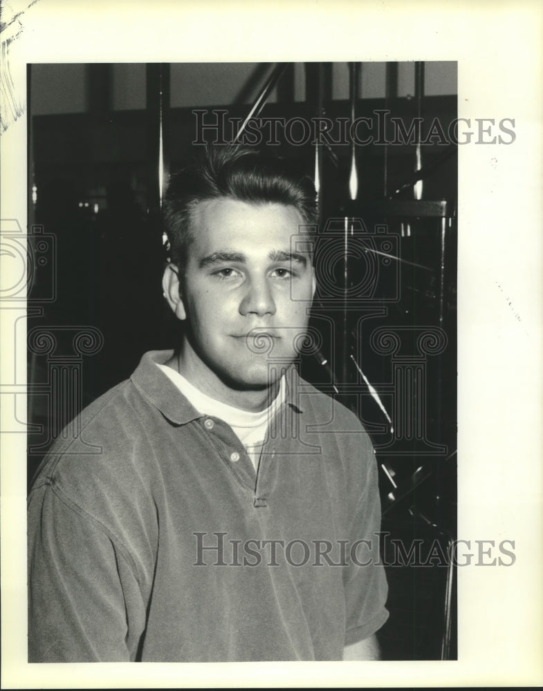 1992 Press Photo YMCA Employee Mark Harper in Weight Room, Metairie, Louisiana - Historic Images