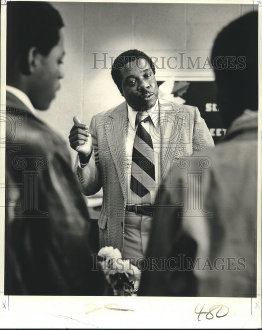 1973 David Gross, Principal, Carver Middle School - Historic Images