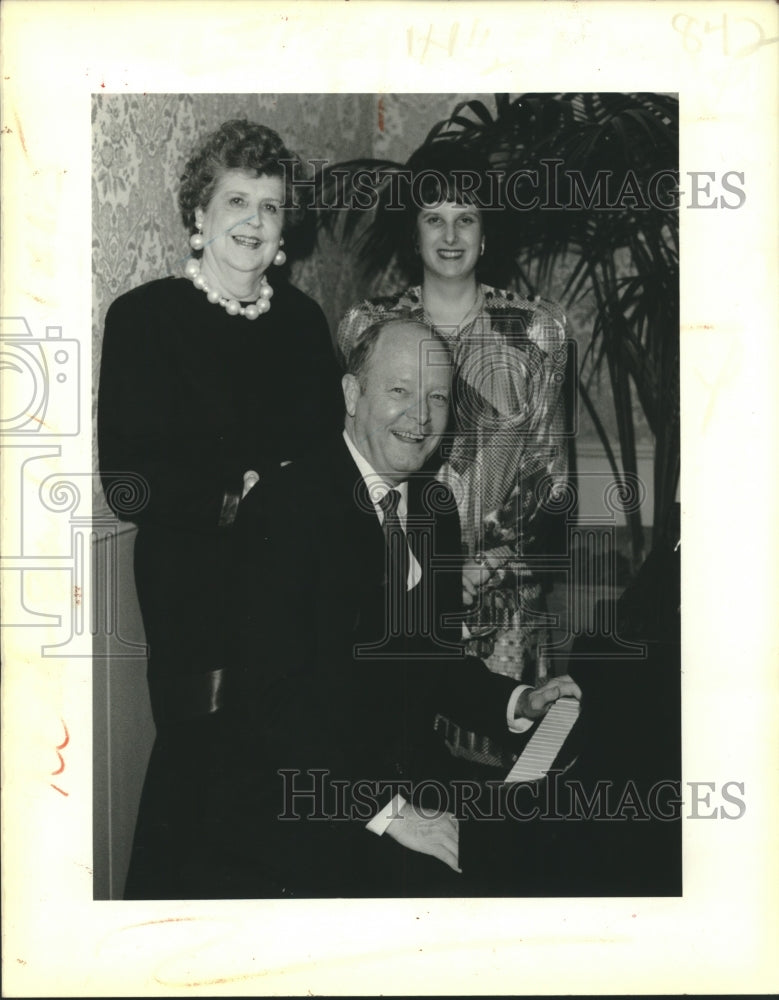 1989 Press Photo Judge Mrs. George C. Connelly Jr. and Judge Robin Giarrusso