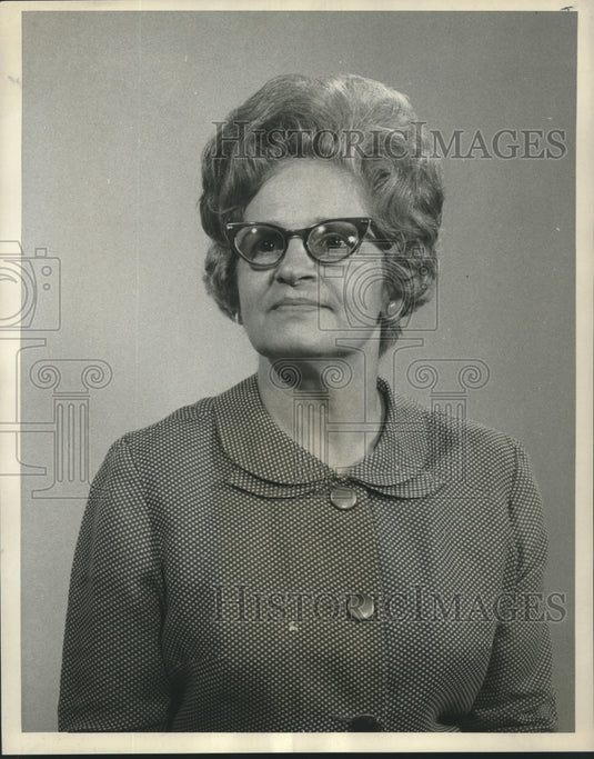 1968 Mrs. R. W. Harkess, president Methodist Home Hospital Auxiliary - Historic Images