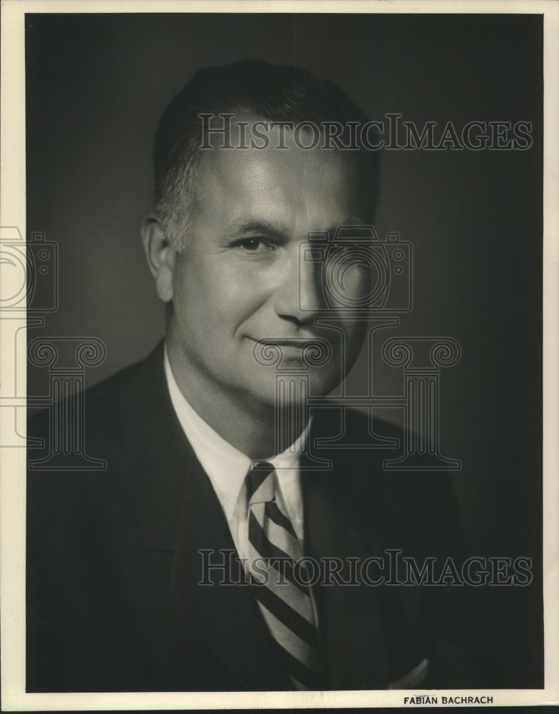 1963 Press Photo Executive David J. Harris of Bache & Company - nob29404 - Historic Images
