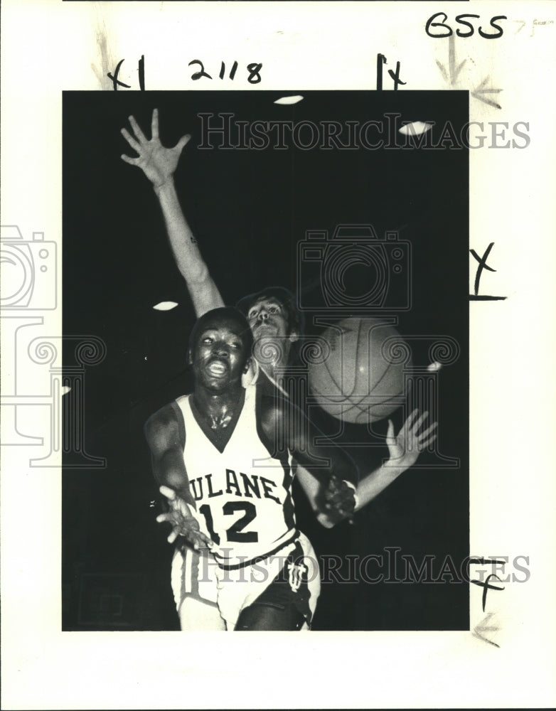 1978 Press Photo Tulane Basketball Player Craig Harris Waits for Pass - Historic Images