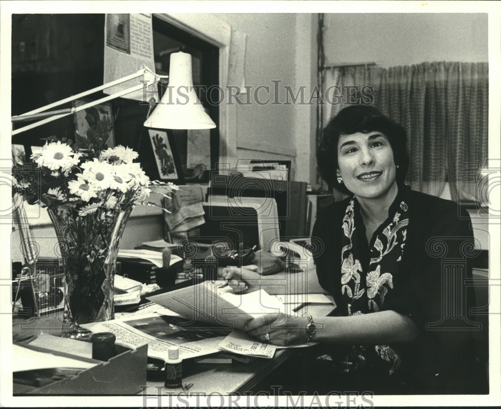 1978 Press Photo Louise Glickman, Consultant of Contemporary Arts Center - Historic Images