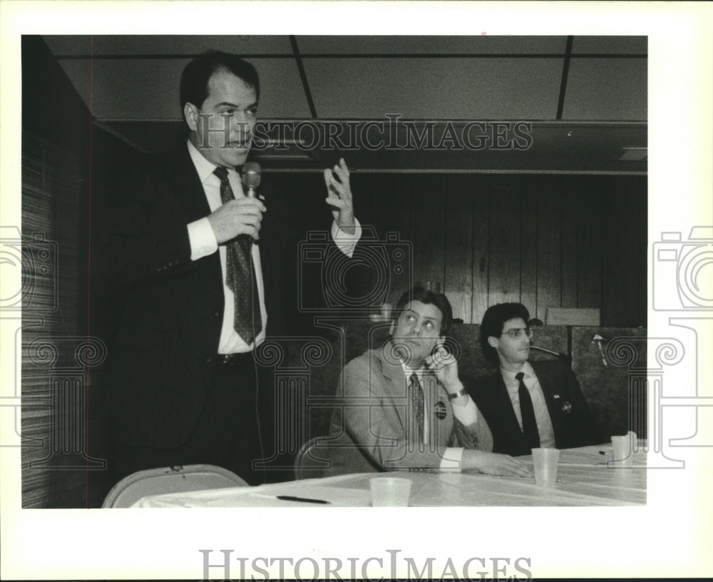 1989 Mayor Ronnie C Harris squares off with other Mayoral candidates - Historic Images