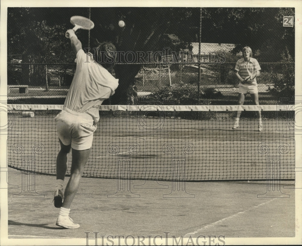 1975 Tennis match between Mark Shoptaugh and John Greshan - Historic Images