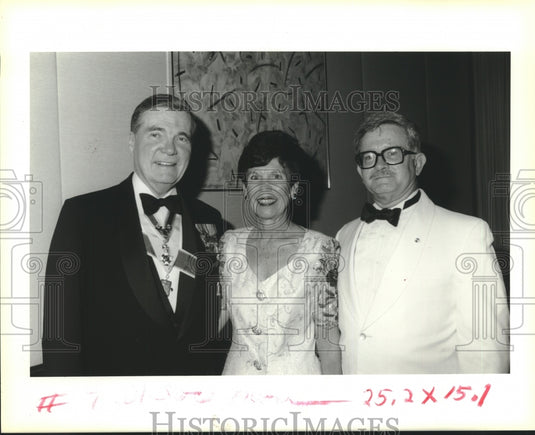 1994 Press Photo John Stewart, Janet McCarty & Judge John Grout attend an event - Historic Images