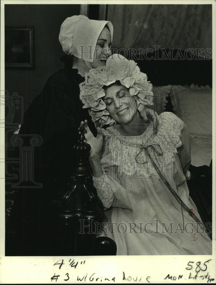 1981 Press Photo Strub and deBen rehearse for Hermann-Grima House visitors - Historic Images