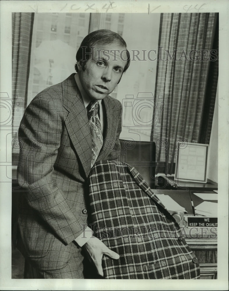 1973 Press Photo Duffy Hickey, executive president of Hickey-Freeman - nob30496 - Historic Images